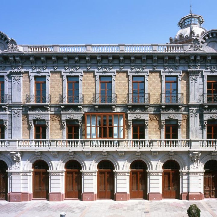 02-fachada